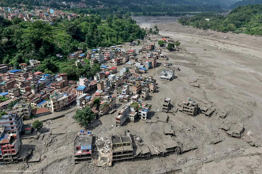 Nepal'de Devasa Buzul Heyelanı Felaketi: Onlarca Ölü, Binlerce Kayıp ve Yıkılan Köyler
