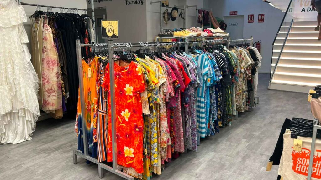 Barselona'da İkinci El Modası Yükselişte: Gençler Neden Benzersiz ve Ekonomik