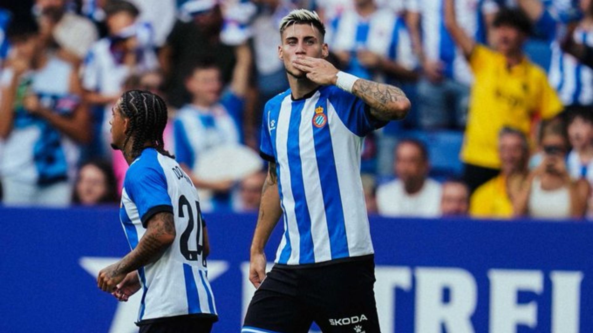 Espanyol Sezona Fırtına Gibi Başladı: Roberto'nun Golleri Levante'yi Devirdi!