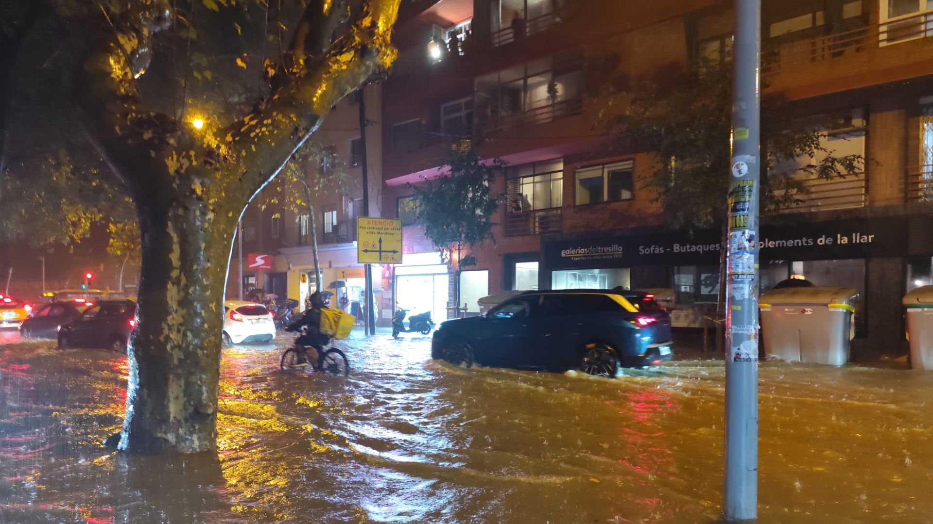 Akdeniz'de "Tropikleşen" Fırtınalar: Barselona'yı Vuran Dev Fırtına Alarm Veriyor