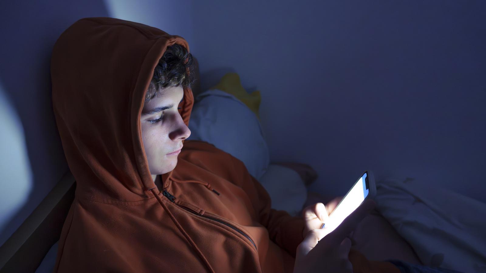 Katalonya'da Gençler Arasında Kumar Alarmı: Her Dört Erkek Öğrenciden Biri Bahis Oynuyor