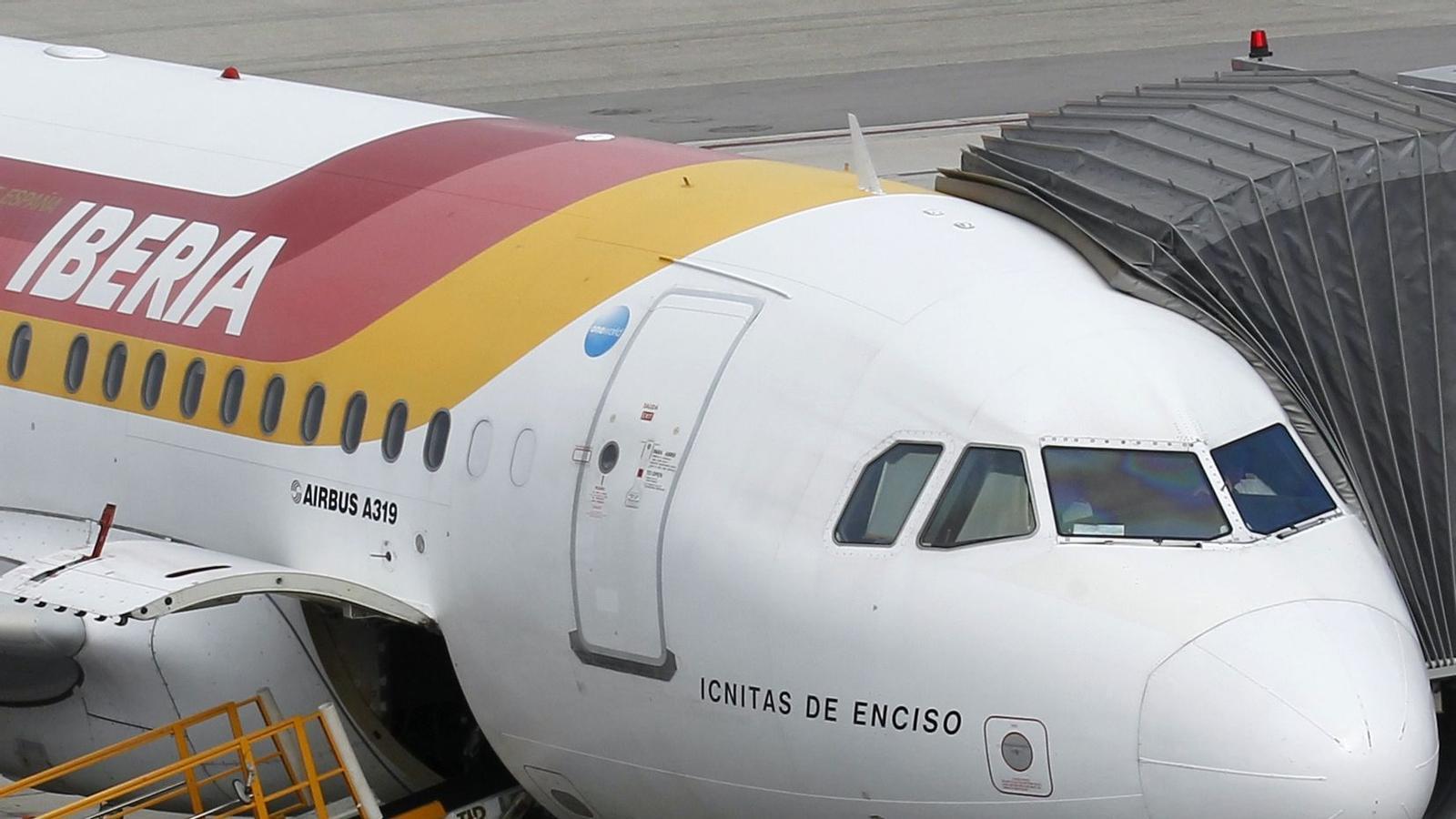 İspanyol Havayolu Iberia, Küba Uçuşlarını Askıya Aldı: Ada'daki Kriz Derinleşiyor