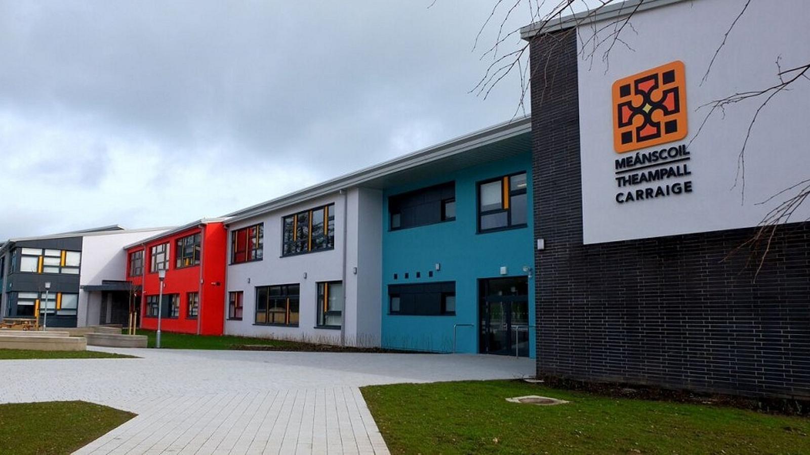 İrlanda'dan Örnek Bir Adım: Çocuklar Akıllı Telefonsuz Büyüyor