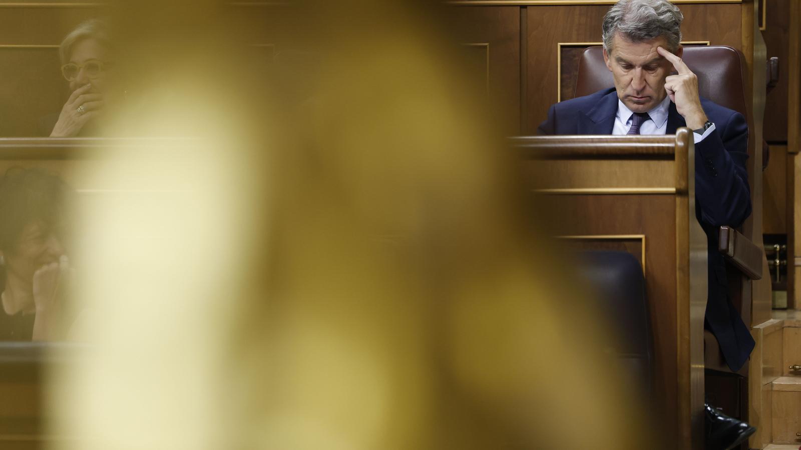İspanya Seçim Arenası Kızışıyor: Sánchez Zorlanırken Feijóo Yükselişe Geçemiyor