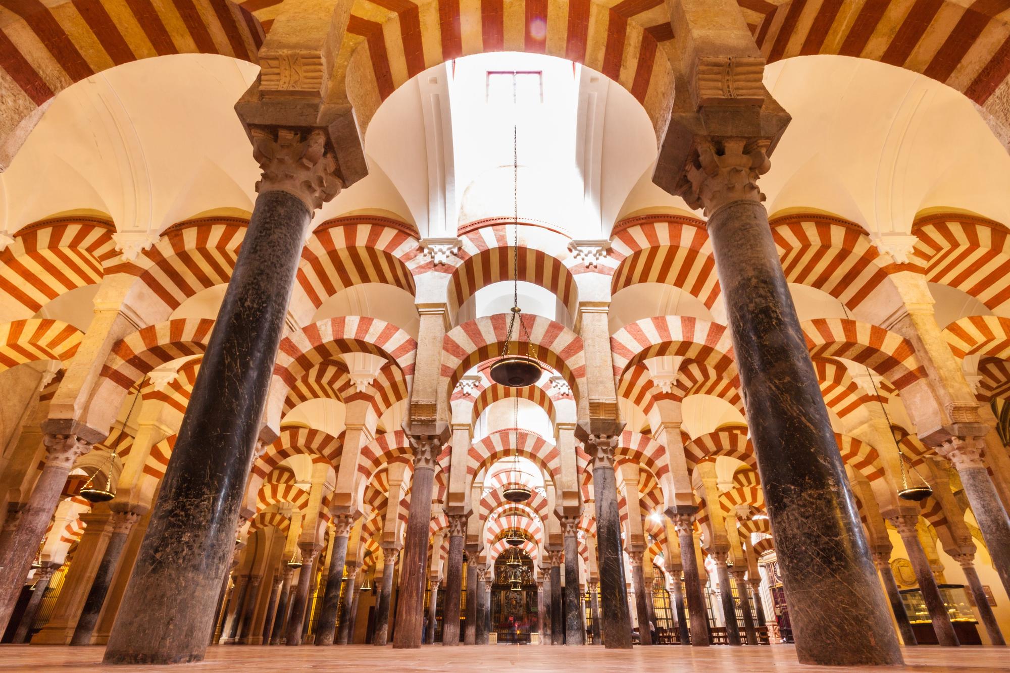 İspanya'da Kilise'nin 'Haksız Tescil' Tartışması: Kordoba Camii'nden Çiftçi Evlerine