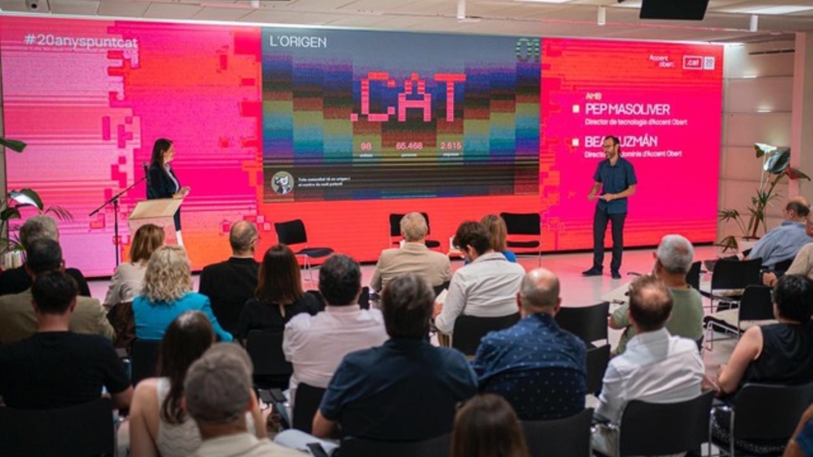 .cat Alan Adının 20 Yılı: Dil ve Kültürün Dijital Kimliği Nasıl Şekillendi?