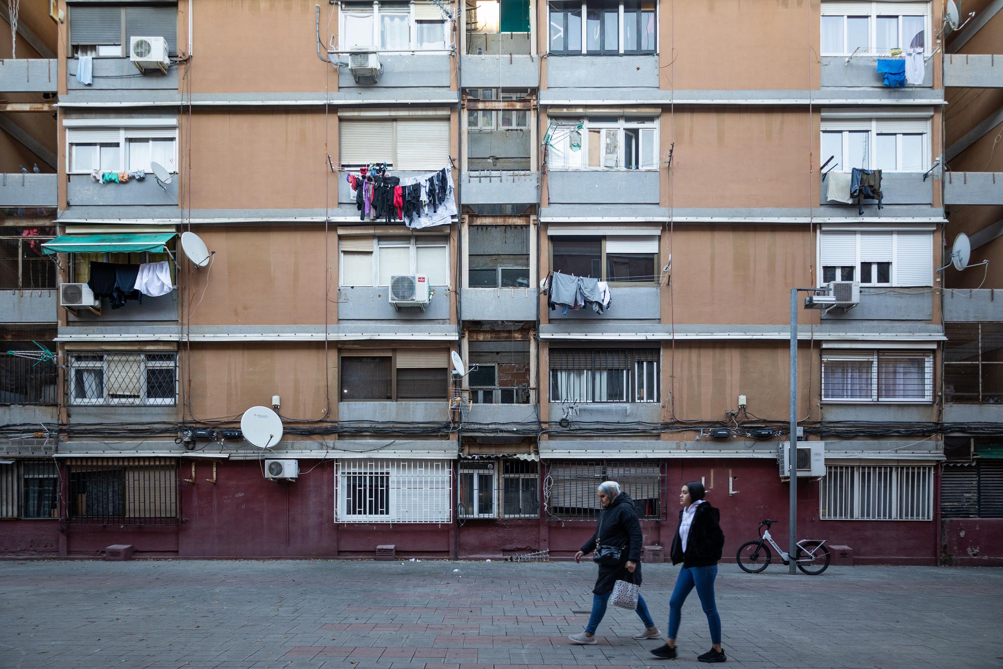 Barselona'da Alüminoz Krizi: Besòs-Maresme'de Konut Rehabilitasyonuna Büyük Destek