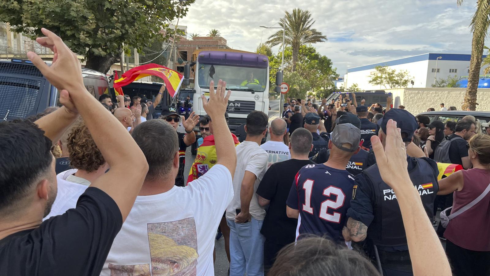 Ceuta'da Göçmen Kampına Saldırı: Çaresizliğin ve Gerilimin Yükselişi