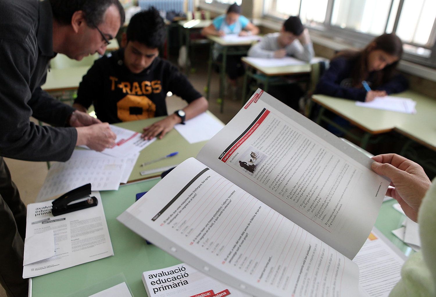 Katalonya'da PISA Testi Krizi: Öğrenci Seçimindeki Hata Sonuçları Geçersiz Kıldı