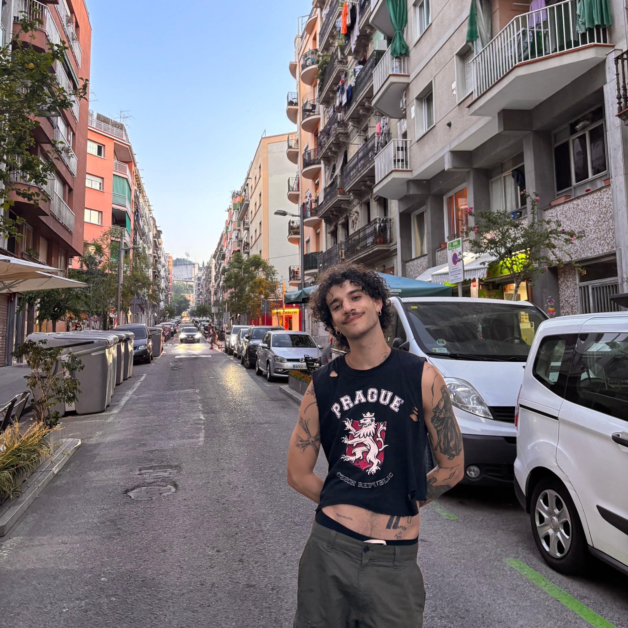 Filozof Leo Espluga'nın Gözünden Barselona: Nou de la Rambla Sokağının Büyüsü