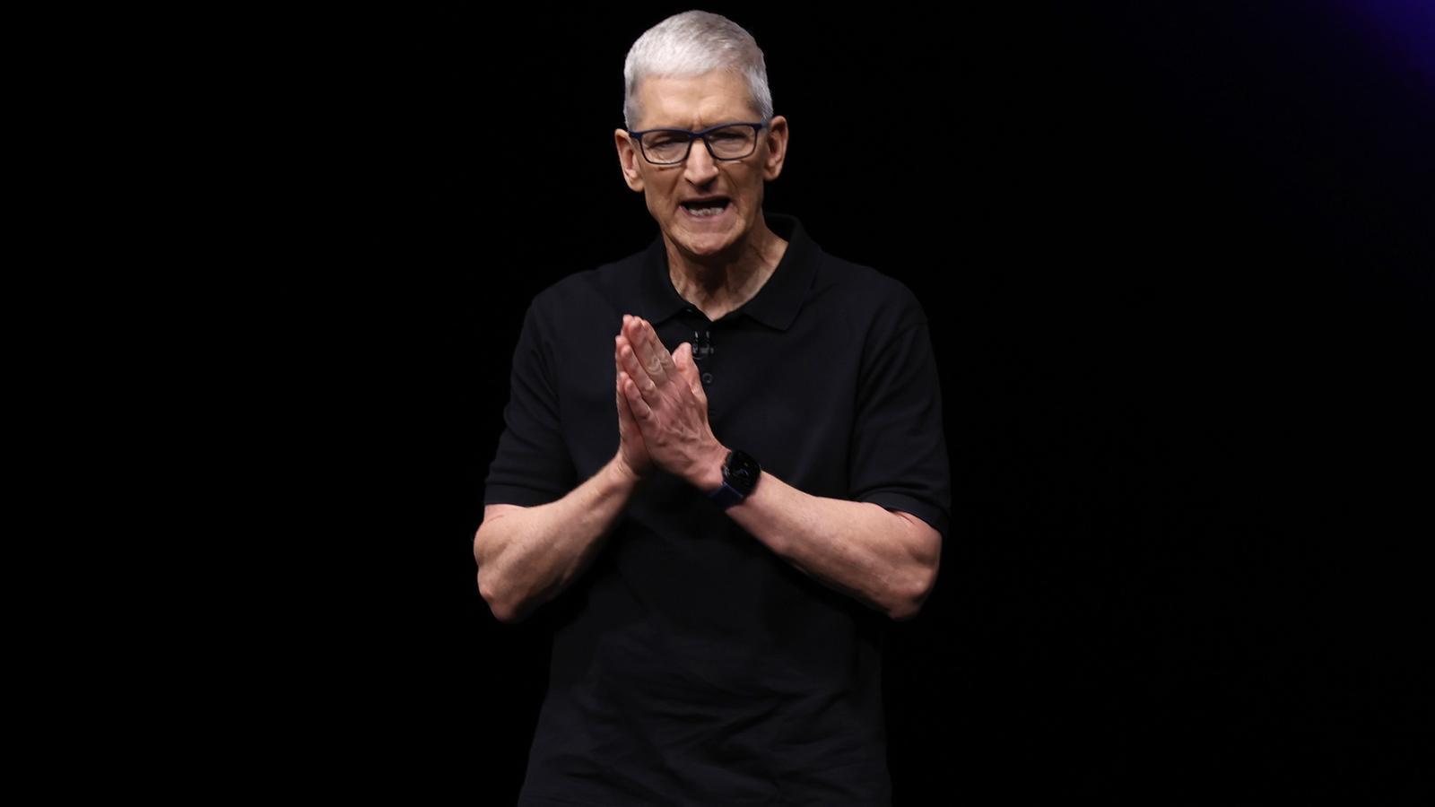 Apple'da Yeni Dönem: Tim Cook CEO'luktan Ayrılıyor, John Ternus Direksiyonda
