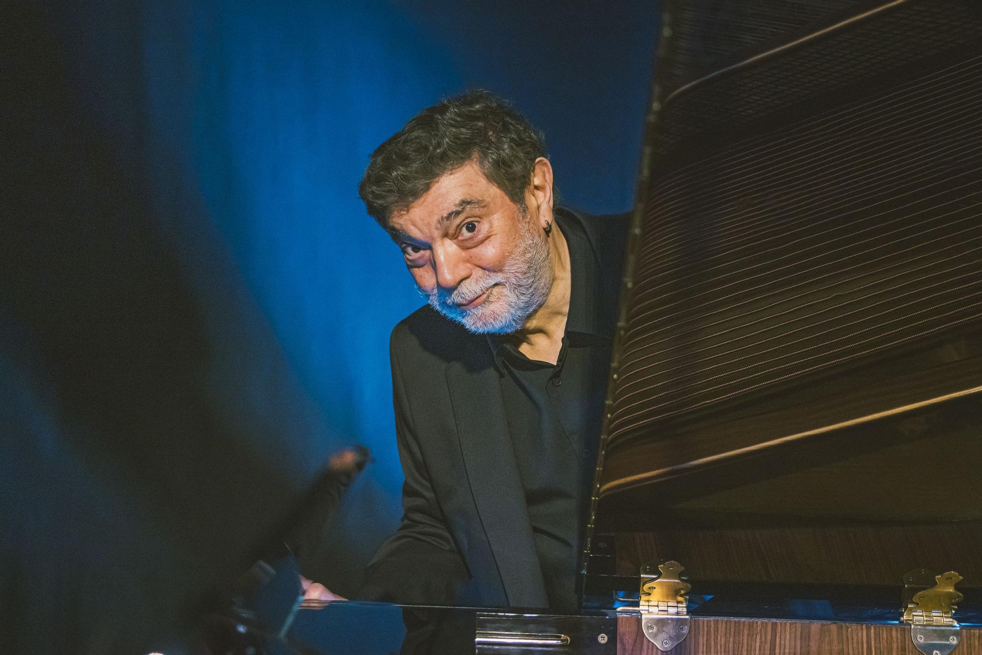 Barselona'nın Tiyatro Bilgesi Xavier Albertí, Beethoven Rolüyle Sahneyi Fethetti