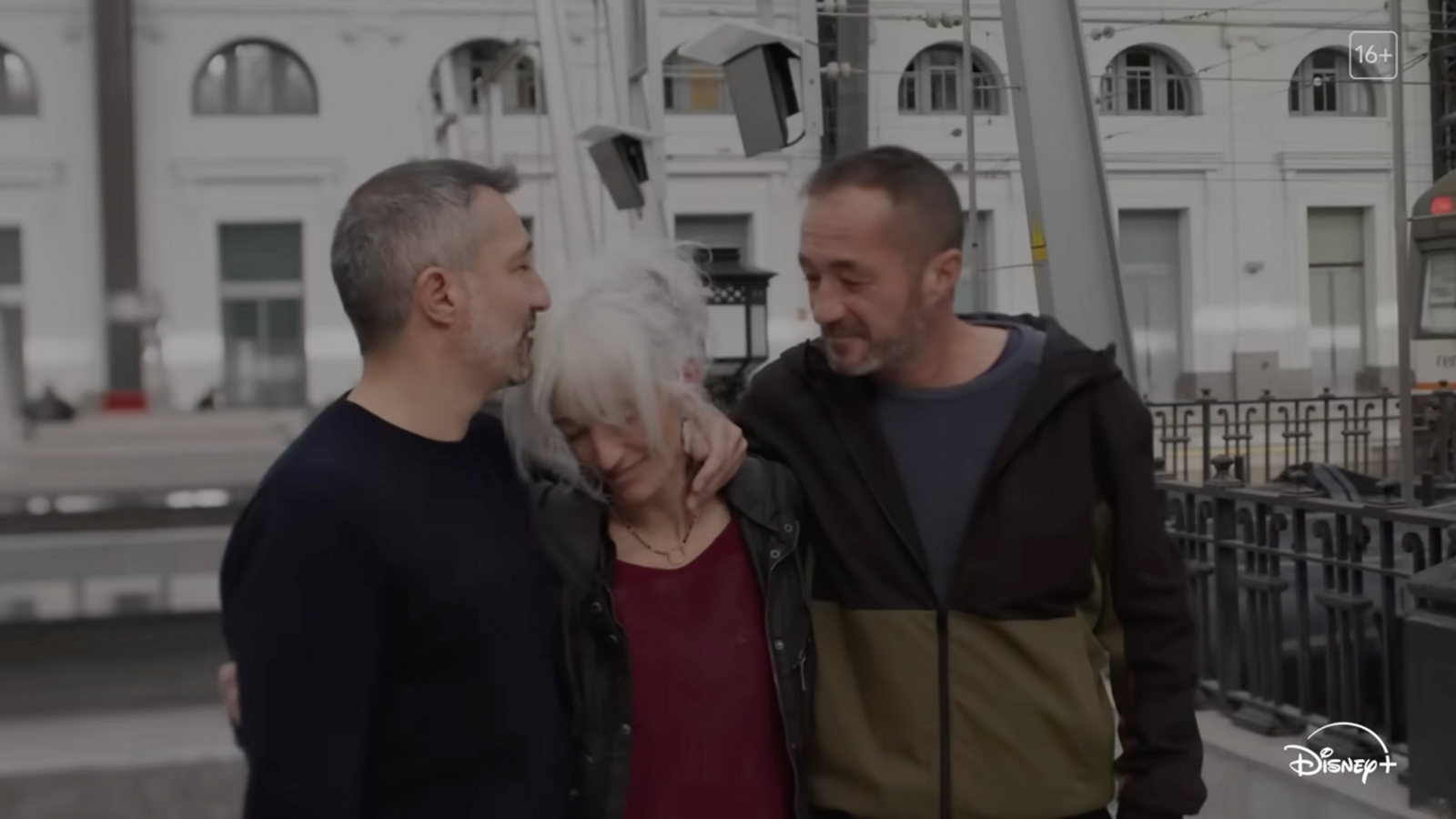 <strong>"Abandonados": Barselona'da Terk Edilen Üç Kardeşin Dokunaklı Gerçek