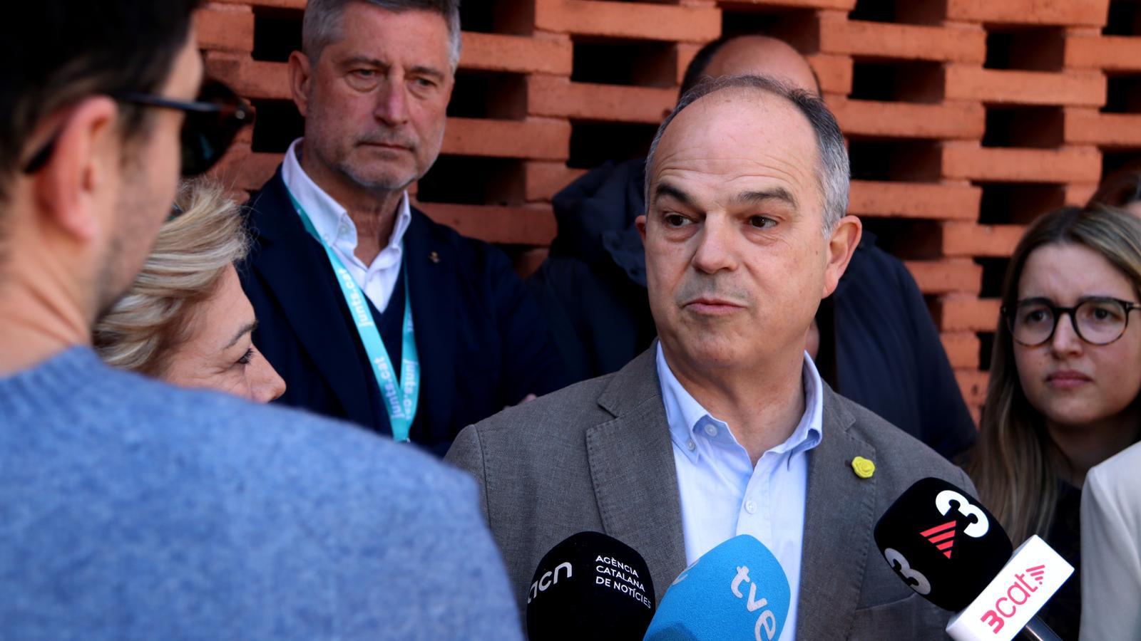 **Turull'dan Rufián'a Sert Çıkış: "İspanyol Sağcısıyla Solcusu Ulusal Haklarda