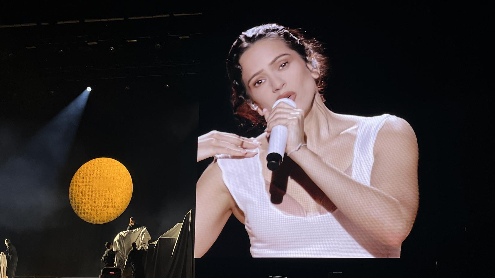 Rosalía, Lyon'da Yeni Turnesiyle Sahneye Dönüş: "Lux" Döneminin Başlangıcı