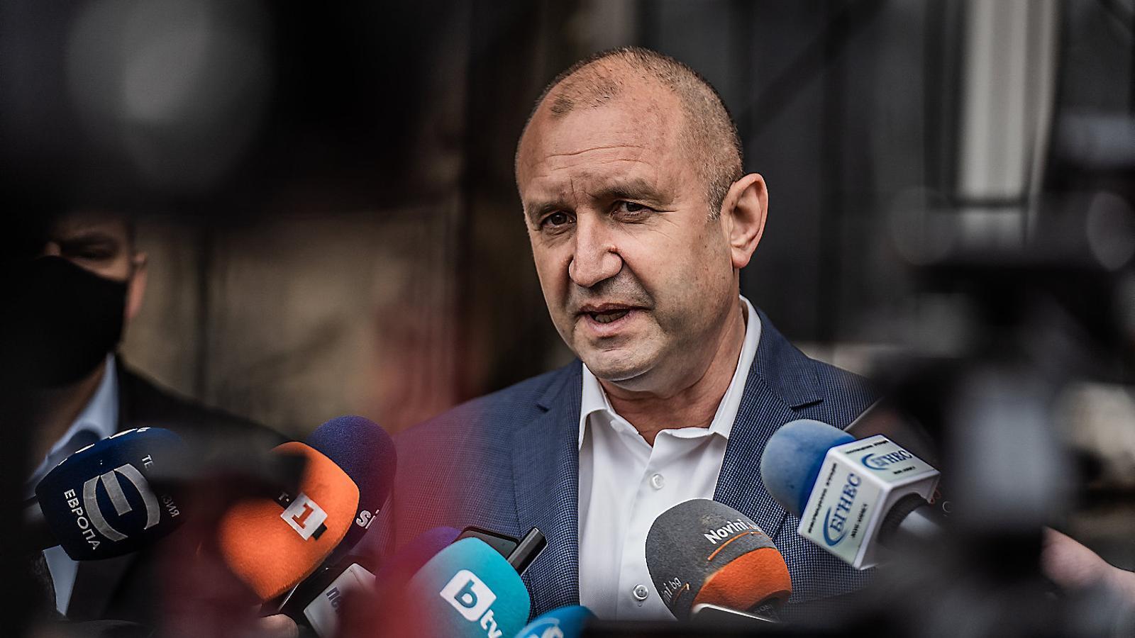 Bulgaristan'da Rusya Yanlısı Radev Zaferi: Koalisyon Çıkmazı ve AB İçin Yeni Sınav