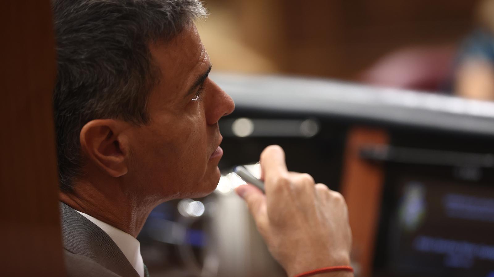 PSOE, Ceuta Krizi Nedeniyle Oy Kaybetti Ama Liderliğini Koruyor; PP Yaklaşıyor