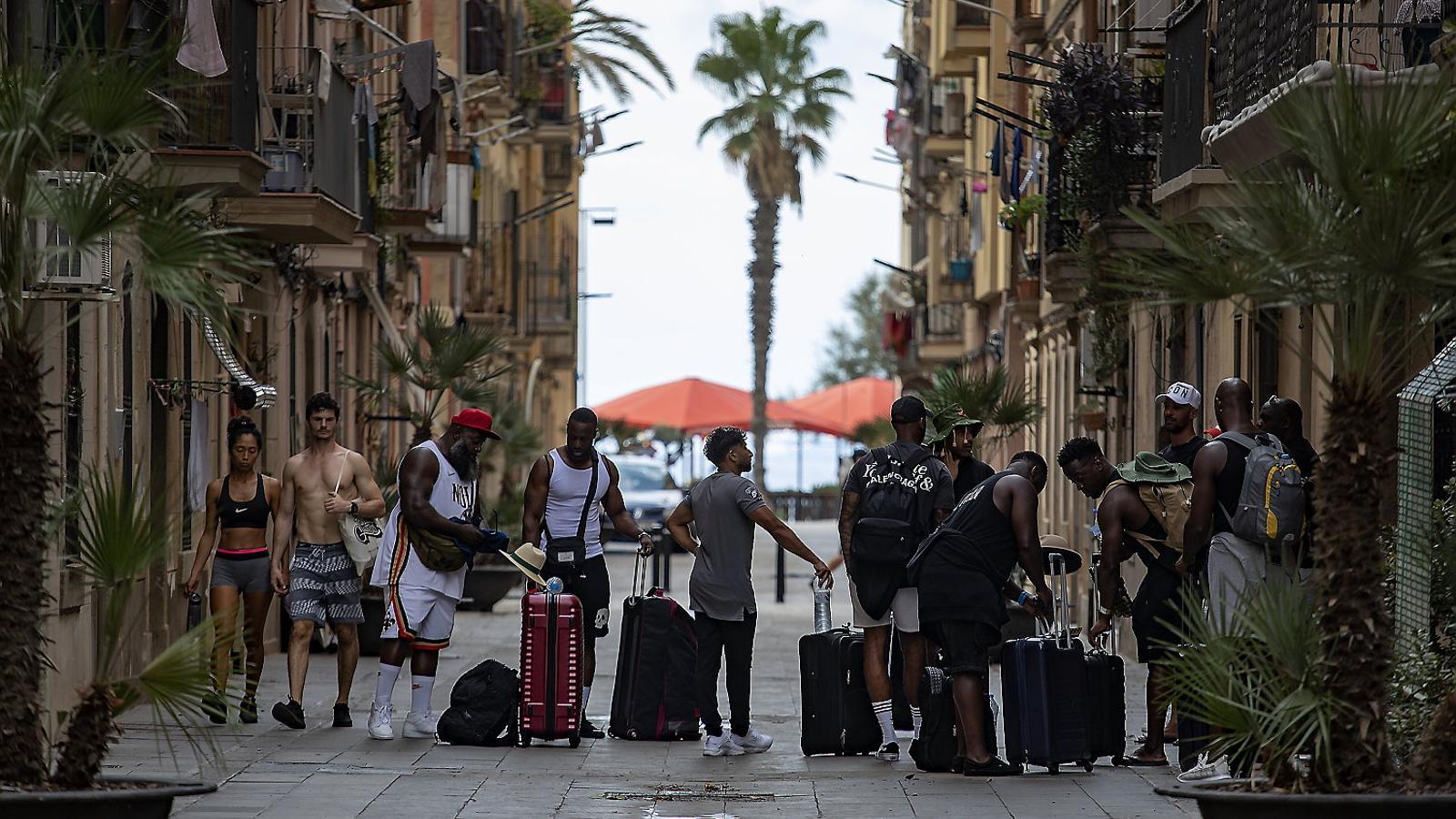 Katalonya'da Turist Konutları Azalıyor: INE Verileriyle Sektörde Daralma