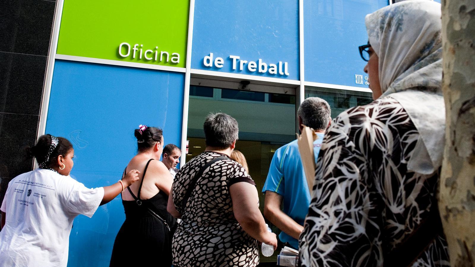 İspanya'da Şubat Ayında Sosyal Güvenlik Kayıtları Arttı, İşsizlik Hafif Yükseldi