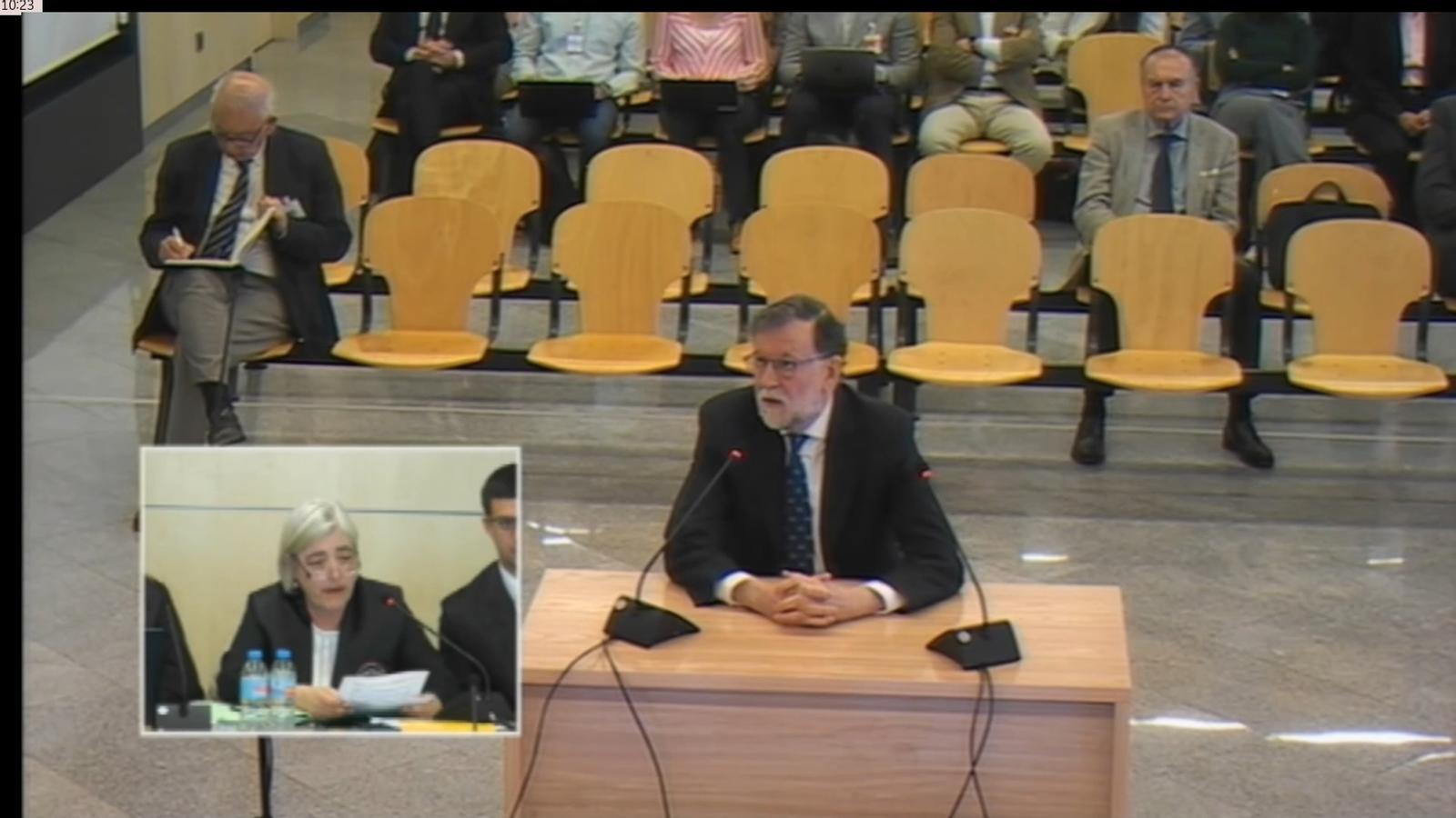 İspanya'da Siyasetin Gizemli Perdesi: Rajoy'un 'Hiçbir Şey Bilmeme' Savunması