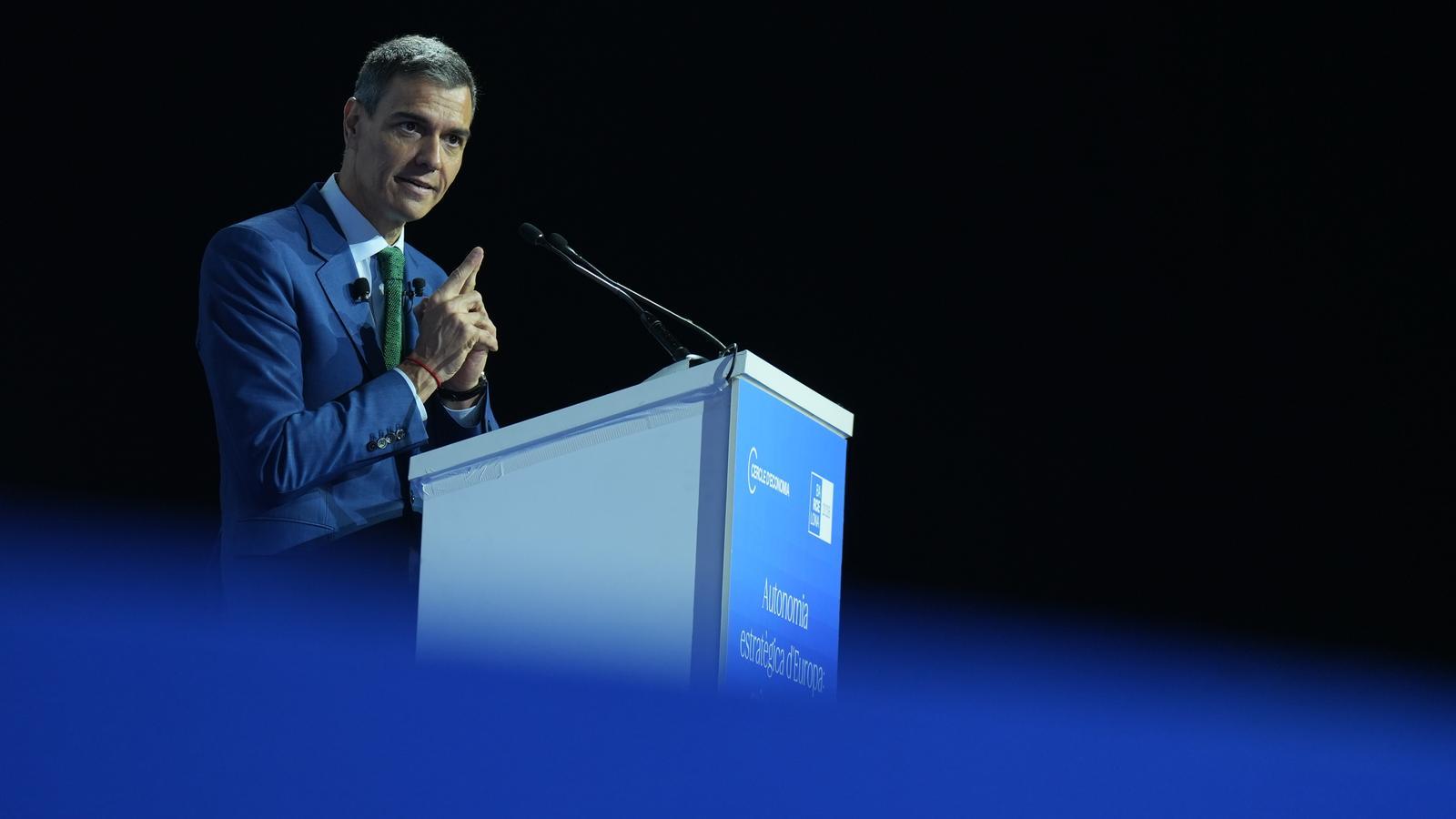 Pedro Sánchez'ten Ekonomik Forumda Sürpriz Hamle: Siyasetin Şapkadan Çıkan Tavşanları