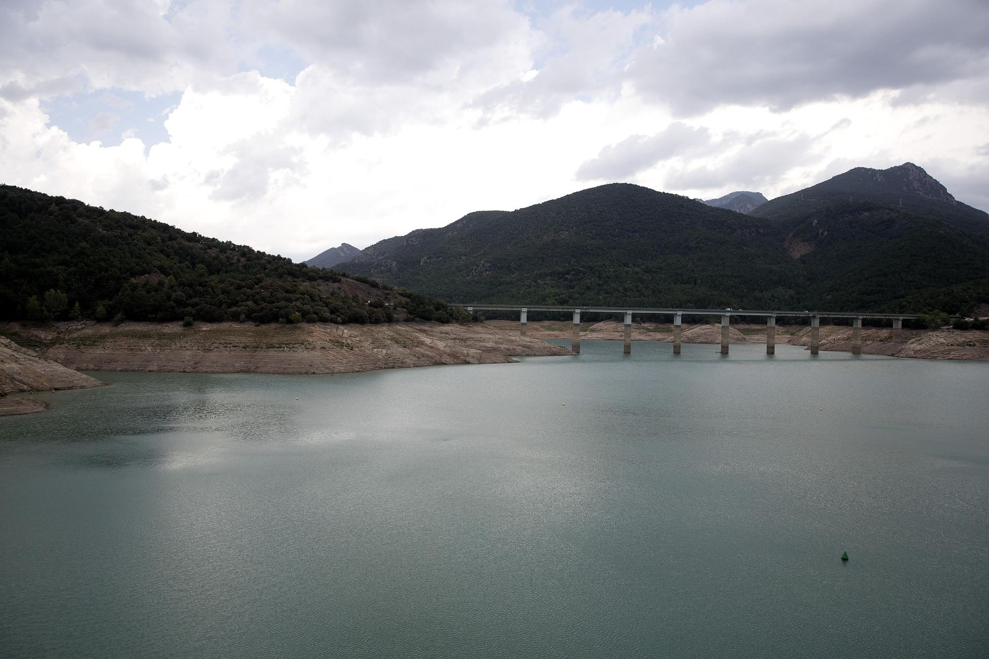 La Baells Barajı'nda Yüzen Ceset Bulundu: Gizemli Olay Soruşturuluyor