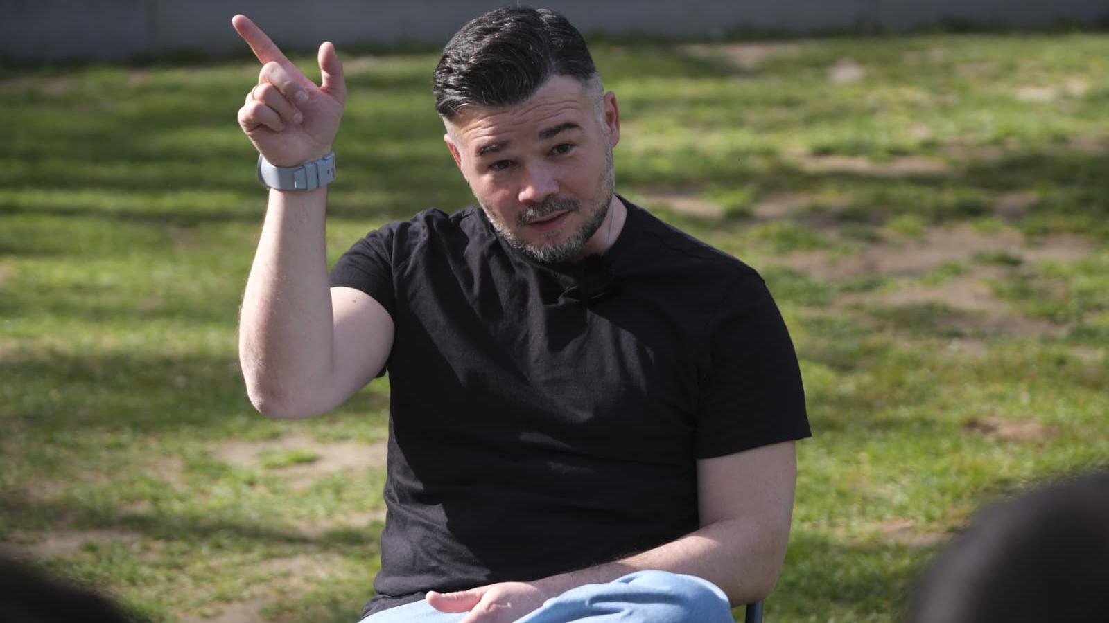 Barselona'da Sol Cephe Çağrısı: Rufián ve Montero'dan İspanyol Siyasetine Yeni Yön