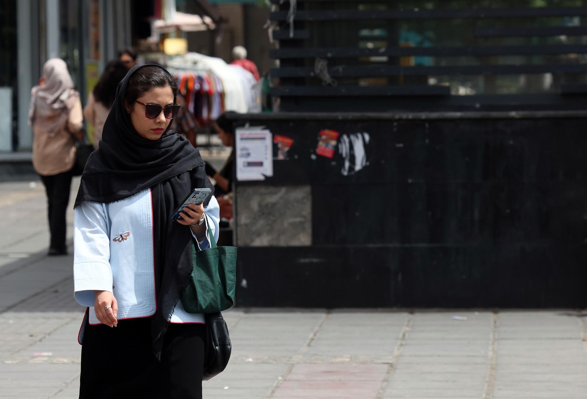 İran'da 88 Günlük İnternet Karartmasının Ardından Kısmi Erişim: Sansür Devam Ediyor