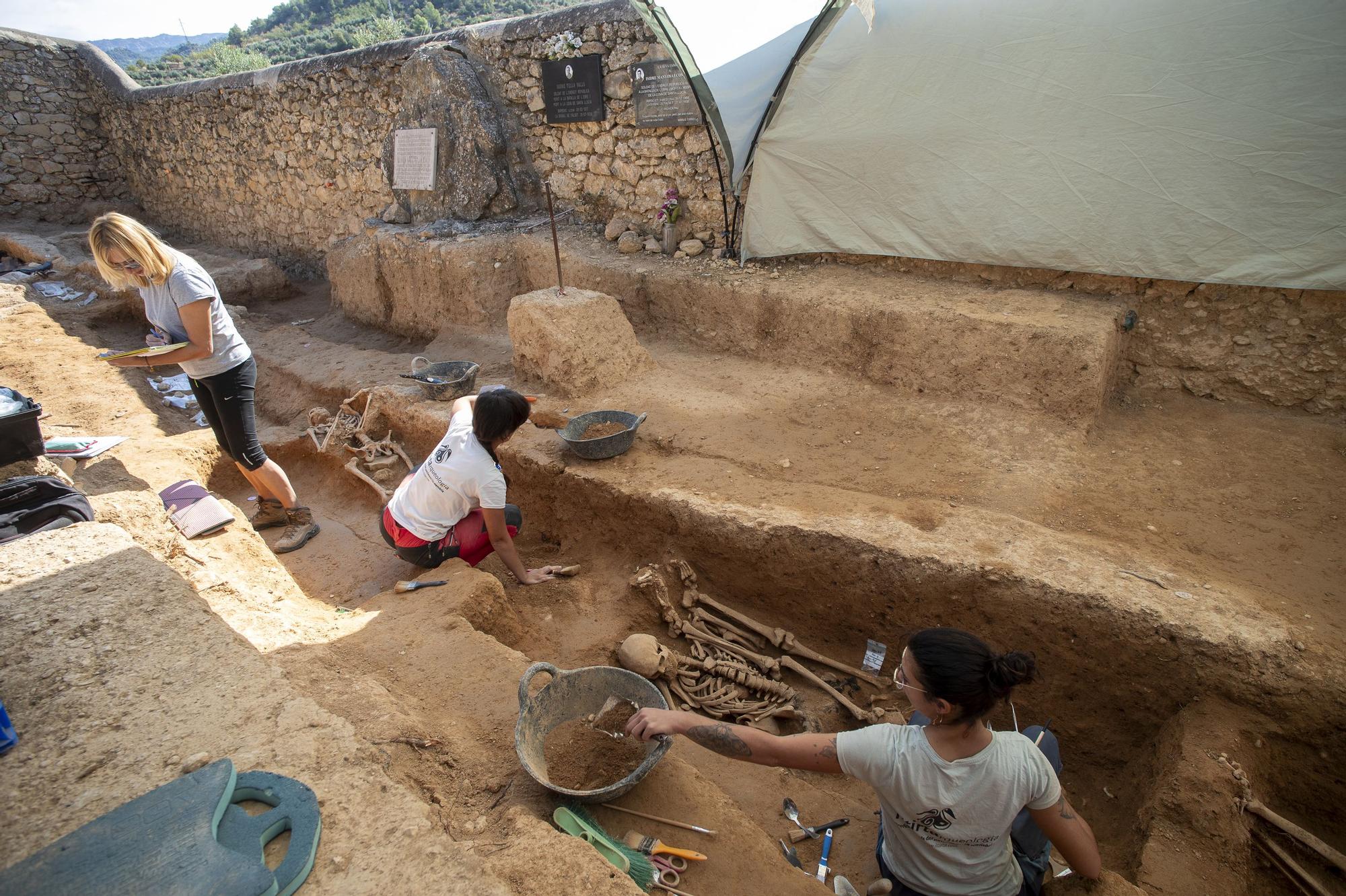 Santa Llúcia Mağarası'nın Gömülü Sırrı: Ebro Savaşı'nın Genç Kurbanları Yeniden Gün