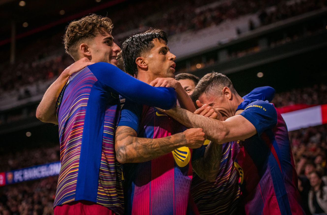 João Cancelo'nun Barselona'daki Dehası: Beklenmedik Geri Dönüşün Perde Arkası