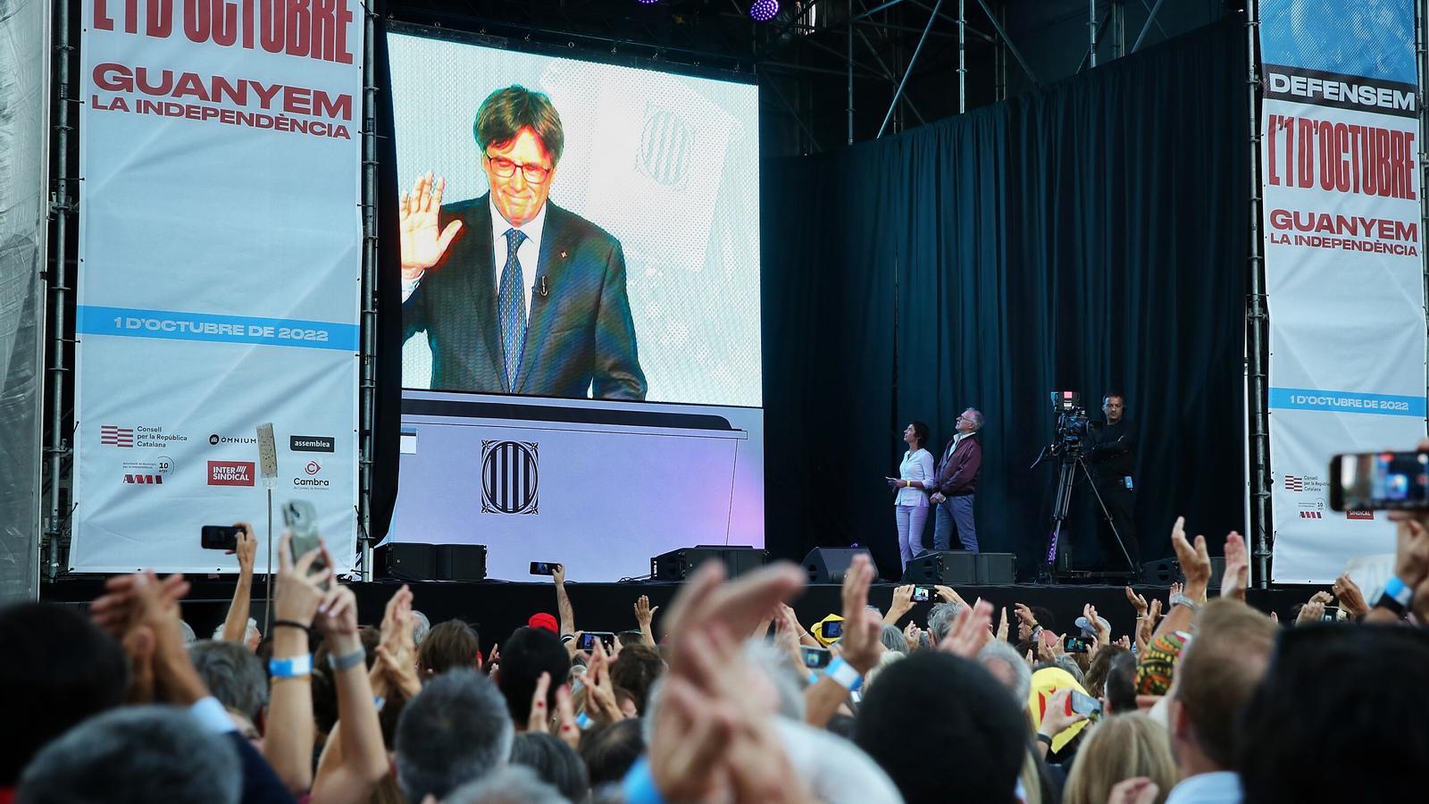Carles Puigdemont'un Kaderi: Af Yasası mı, Sürgünde Bir Ömür mü?