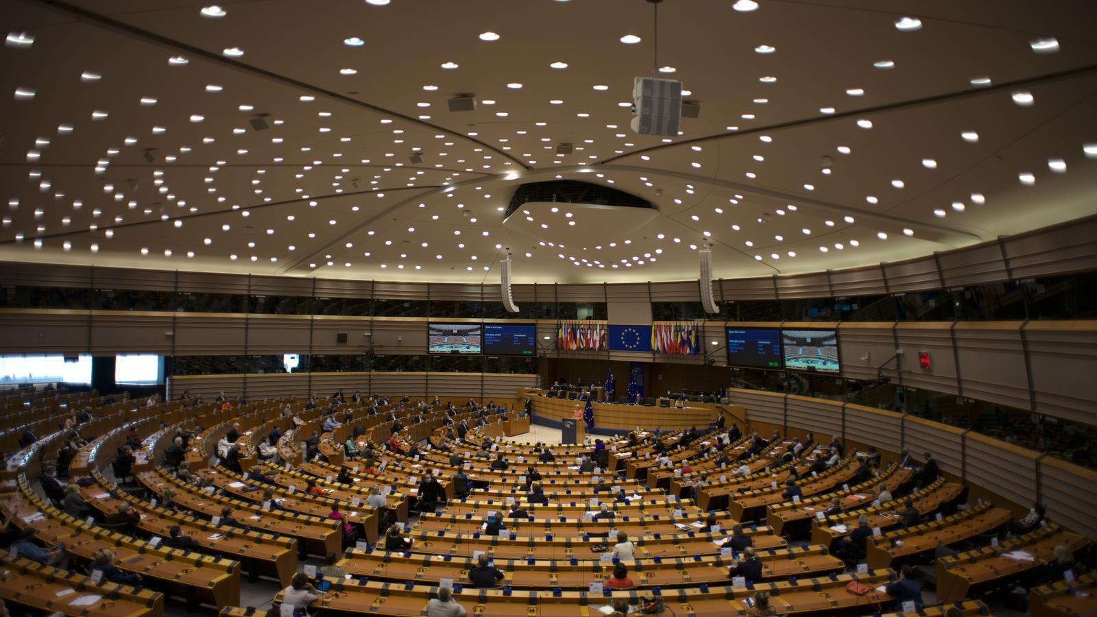 Avrupa Kurumlarında Kariyer Hayali: Eurokrat Olma Şansı %0,8'e Düştü