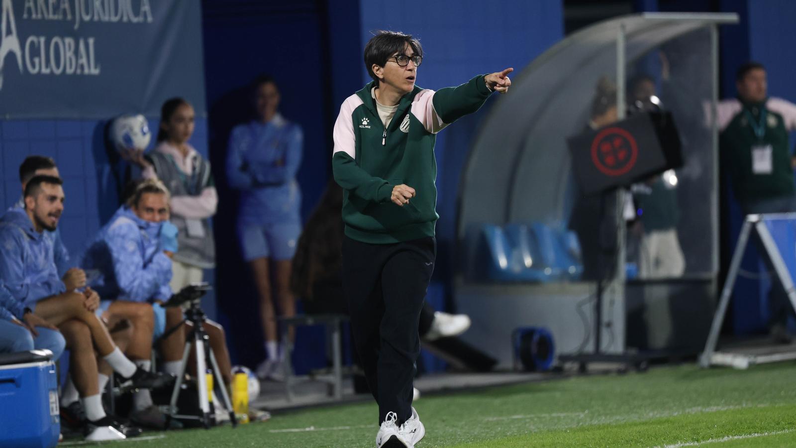 FIFA'nın Kadın Antrenör Hamlesi: İspanyol Kulübü Espanyol'dan Örnek Bir Model