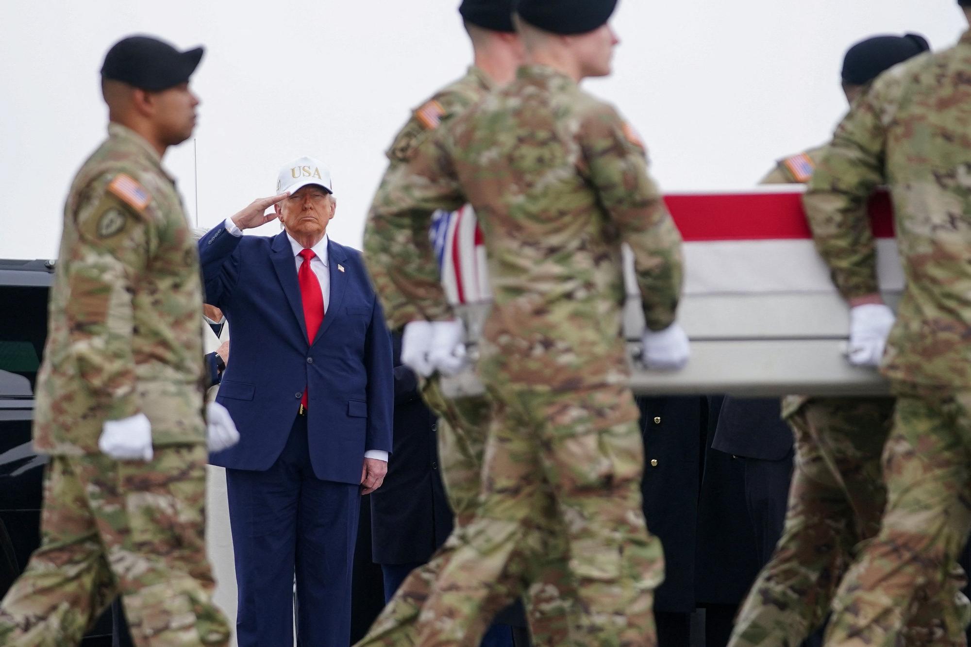 İran Gerilimi: 'Önce Amerika' Doktrini Gerçekte 'Önce Trump' mı?