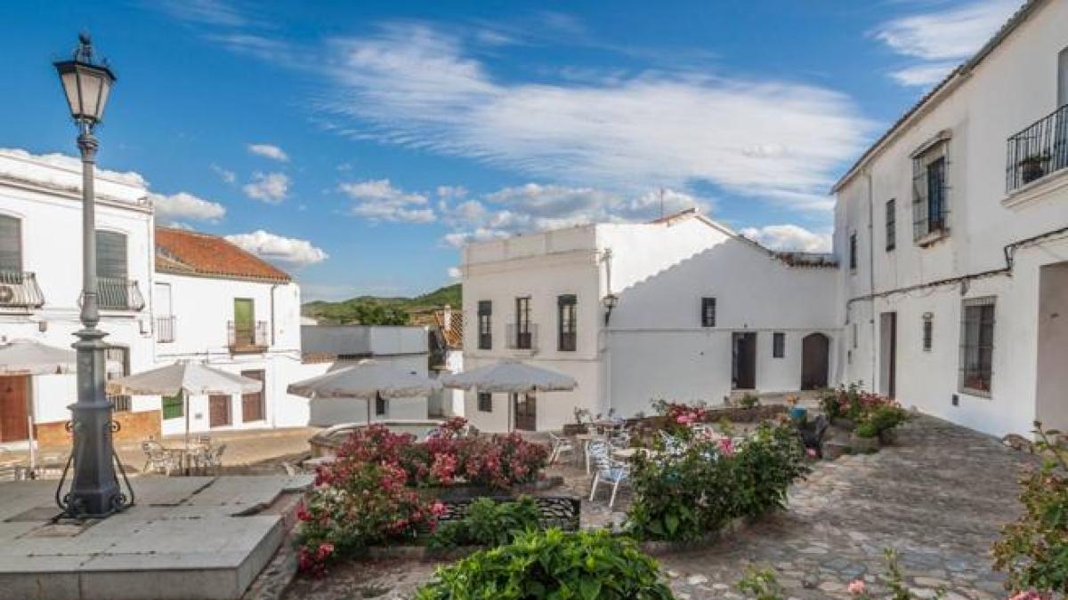 Sevilla'da Yaşlı Çiftin Evinde Trajik Ölüm: Karbon Monoksit Şüphesi