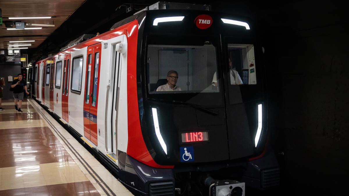 Barselona Metrosu'nda Duman Paniği: Collblanc İstasyonu Tahliye Edildi