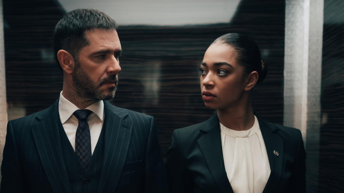 Ekranların Cazibesi: Lüks Oteller Neden Dramanın Kalbi Oluyor?