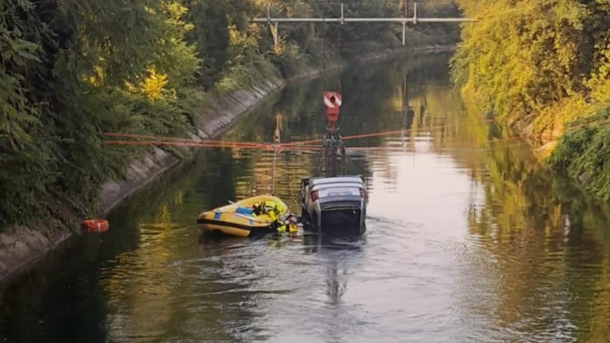 Milano Yakınlarında Kanal Faciası: 3 Genç Hayatını Kaybetti, Sürücü Alkollü Çıktı