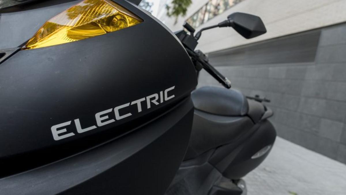 Barselona'dan Çevre Dostu Hamle: Elektrikli Mopedlere Geçişe 15 Milyon Euro Destek