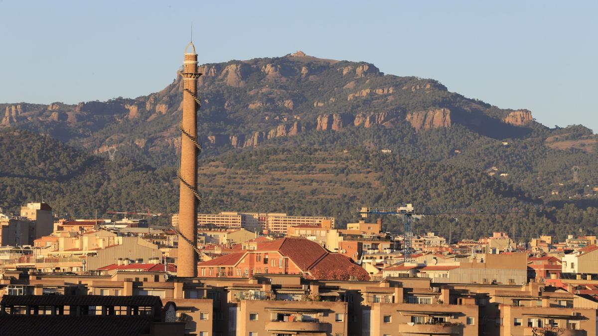 Terrassa'nın Simgesi 234 Basamaklı Baca 70 Yaşında: Bir Vefa Hikayesi