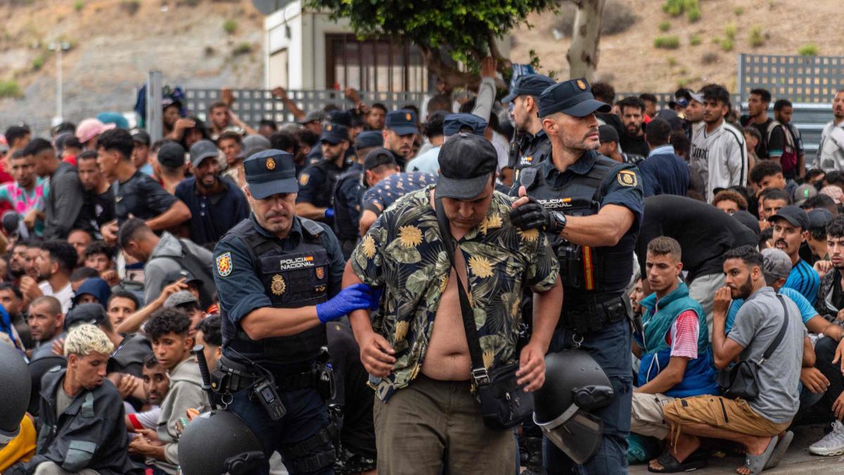 Esplugues'ten Tartışmalı NGO'ya Ceuta Krizi Ortasında Finansman Skandalı