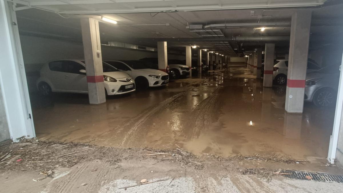 Katalonya'da Rekor Yağışlar ve 'Mini-Kasırga' Paniği: Can Kayıpları ve Büyük Hasar