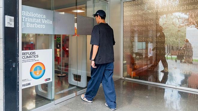 Barselona'dan Çocuklara Ücretsiz Telefon Hizmeti: Dijital Uçurum Kapanıyor mu?