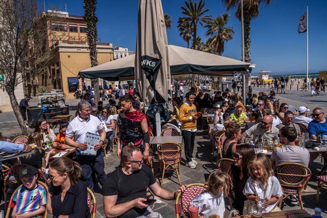 Barselona Turizmi Paradoksu: Misafirperverlik Yüksek, Aşırı Kalabalık Endişe Verici