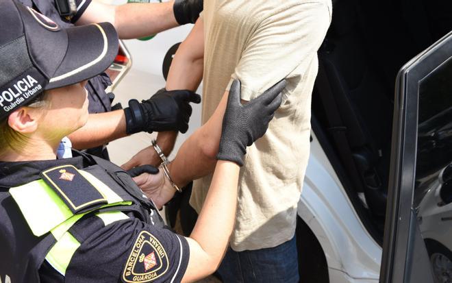 Barselona'nın Tarihi Gòtic Mahallesi'nde Graffiti Skandalı: Üç Kişi Tutuklandı
