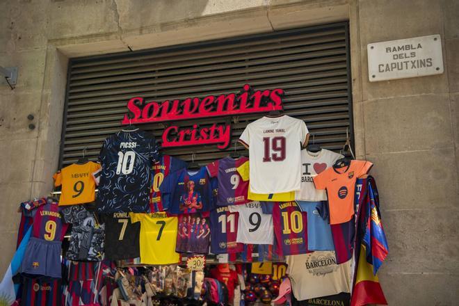 Barselona'nın Kalbi La Rambla'da Estetik Operasyon: İşletmeler Mercek Altında