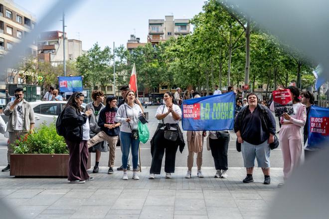 La Mina'da 56 Dairenin Tahliyesi Ertelendi: Barselona'da Konut Krizi Derinleşiyor