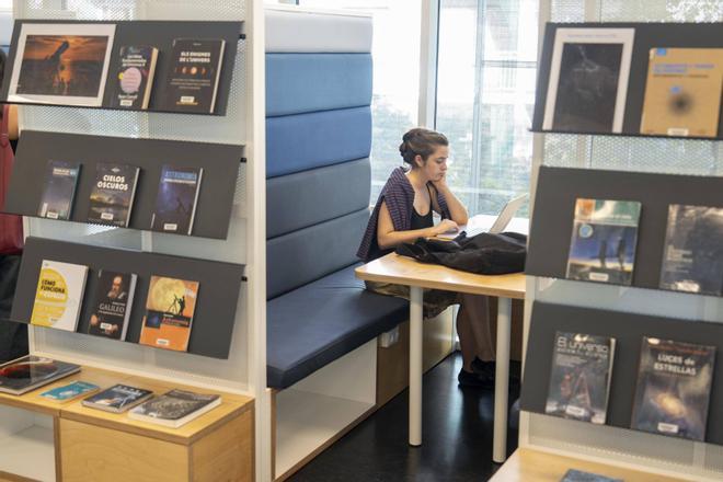 Barselona'da Kütüphane Grevi Mağduru Gençler: Kafeler Tek Sığınakları
