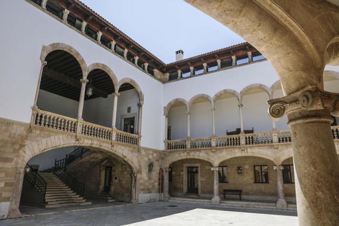 Palma'da Skandal: 81 Yaşındaki Dede, Torunlarına Cinsel İstismardan Mahkum Oldu