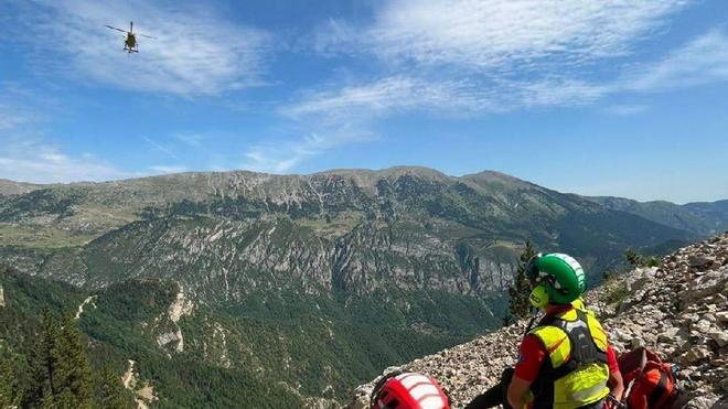 Katalonya'nın İkonik Pedraforca Dağı'nda Korkutan Kaza: Kayalık Düşmesiyle Yaralanan